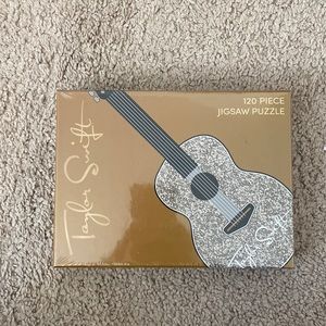 Taylor Swift Guitar Puzzle